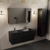 wastafel Urban solid surface dubbel 2 kraangaten met spiegelkast
